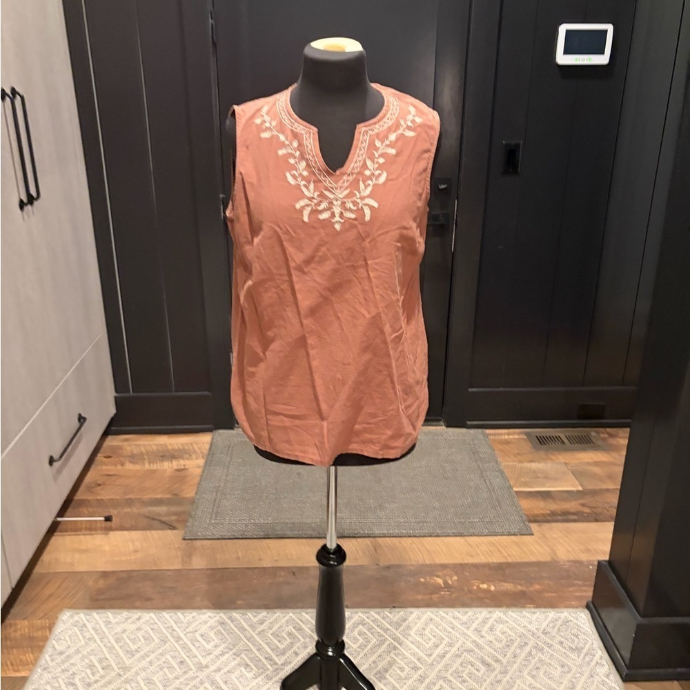 Good Clothes Linen Blend Embroidered Sleeveless Boho Top Size M